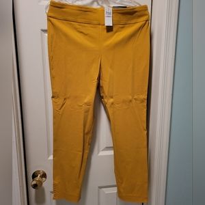 Van Heusen Cropped Pant